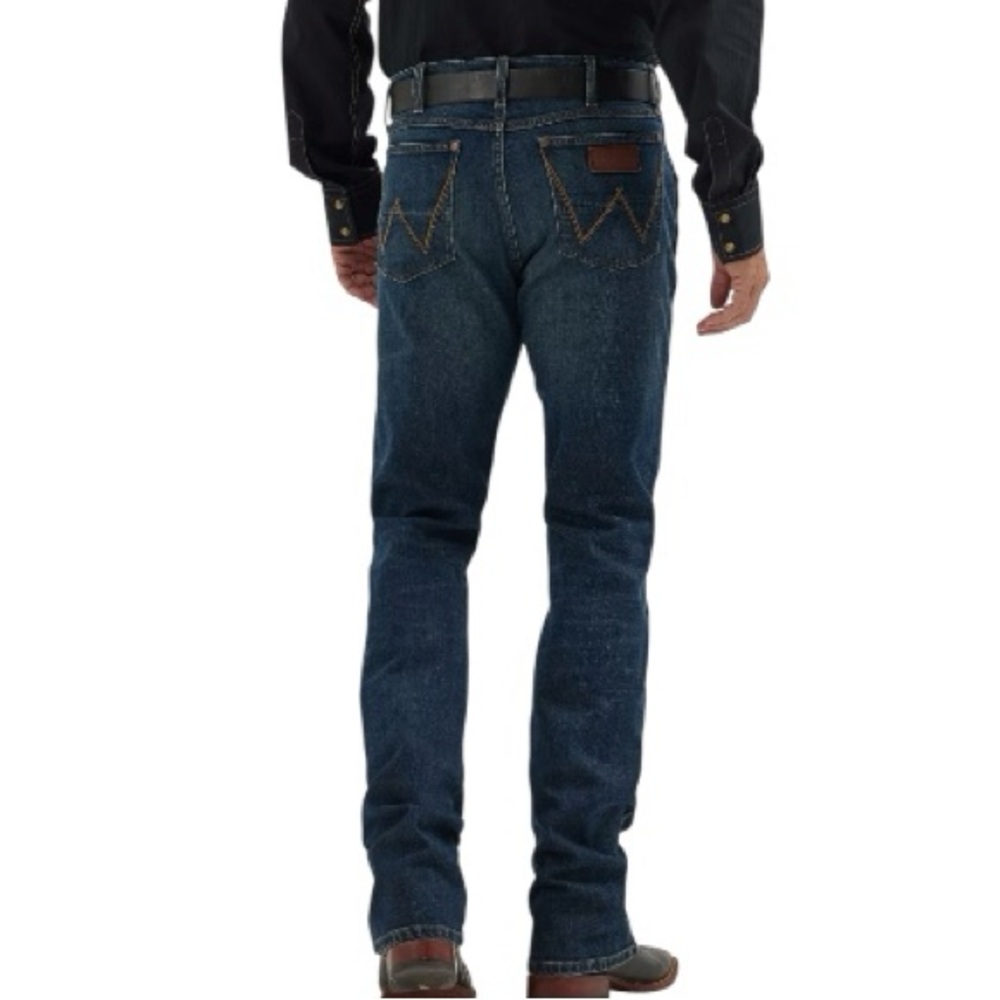 Wrangler Retro Men's Slim Fit Bootcut Jean in Richland  Size 34x32